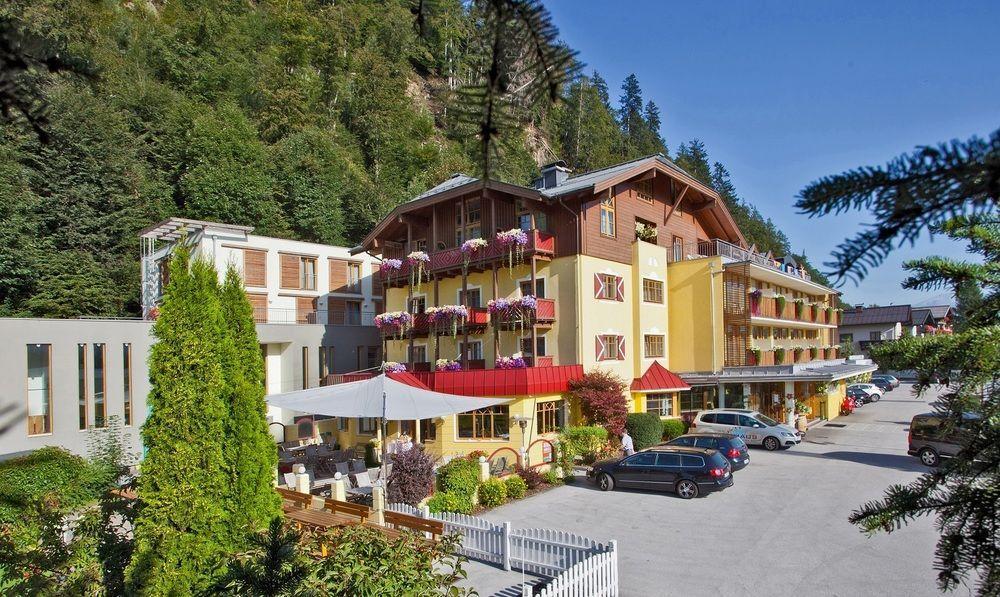 Hotel Badhaus Целль-ам-Зеє Екстер'єр фото